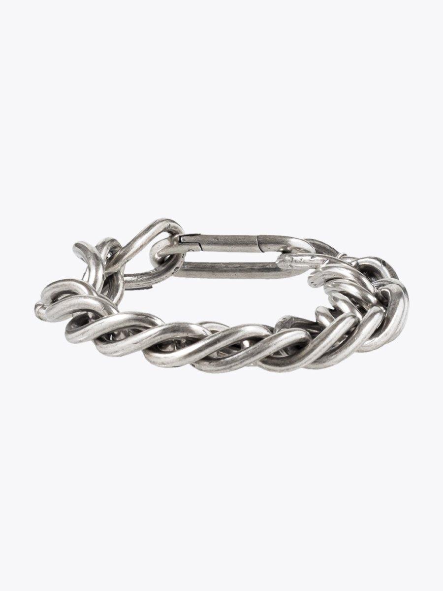 Enhance your style with Goti's unisex silver bracelets collection on Apodep