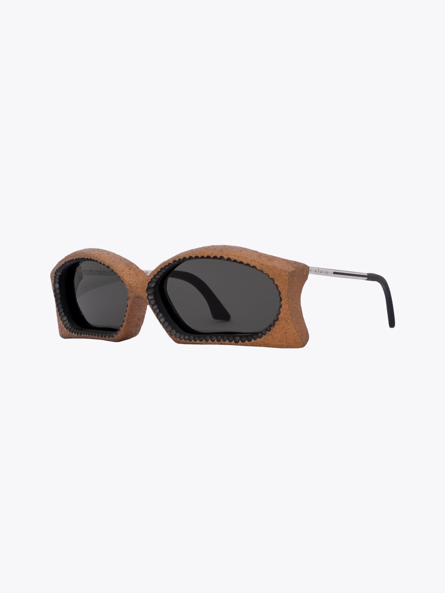 Image of IMPURI Hide — Sunglasses Unisex — Bronze three-quarter view