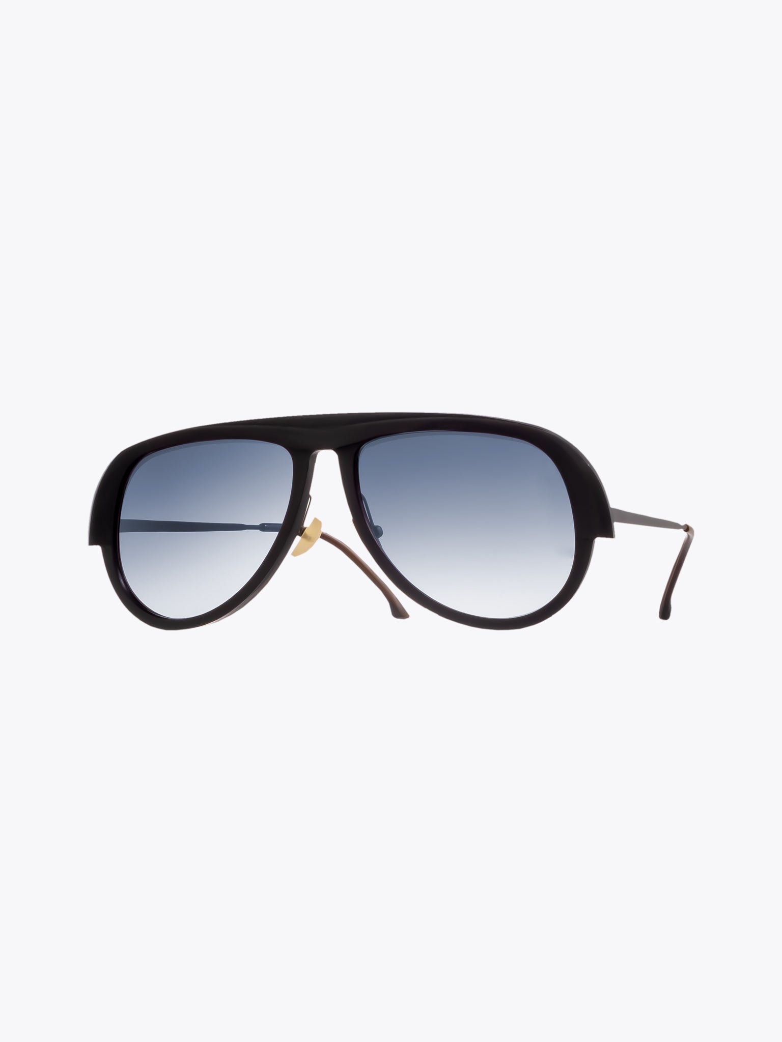 Rigards Genuine Horn Black Sunglasses (RG0099)—Three-quarter View