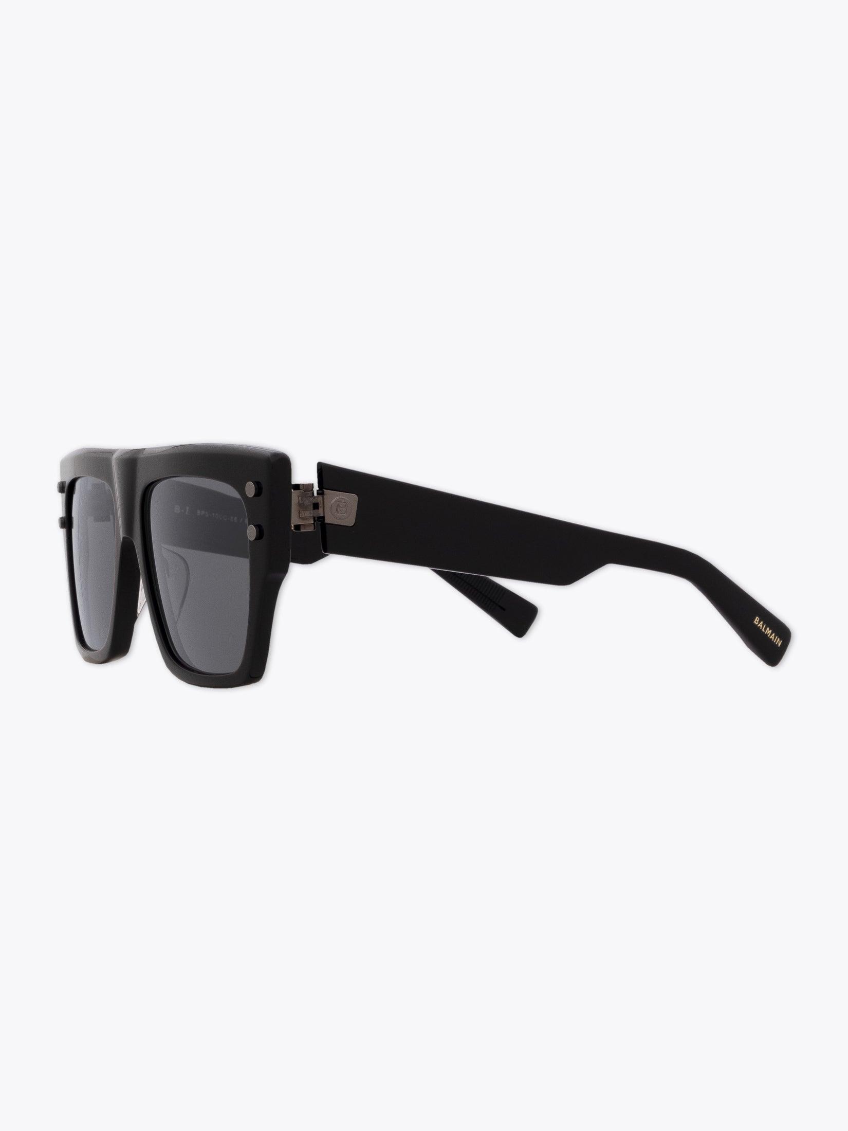 BALMAIN B-I — Sunglasses — Black three-quarter view