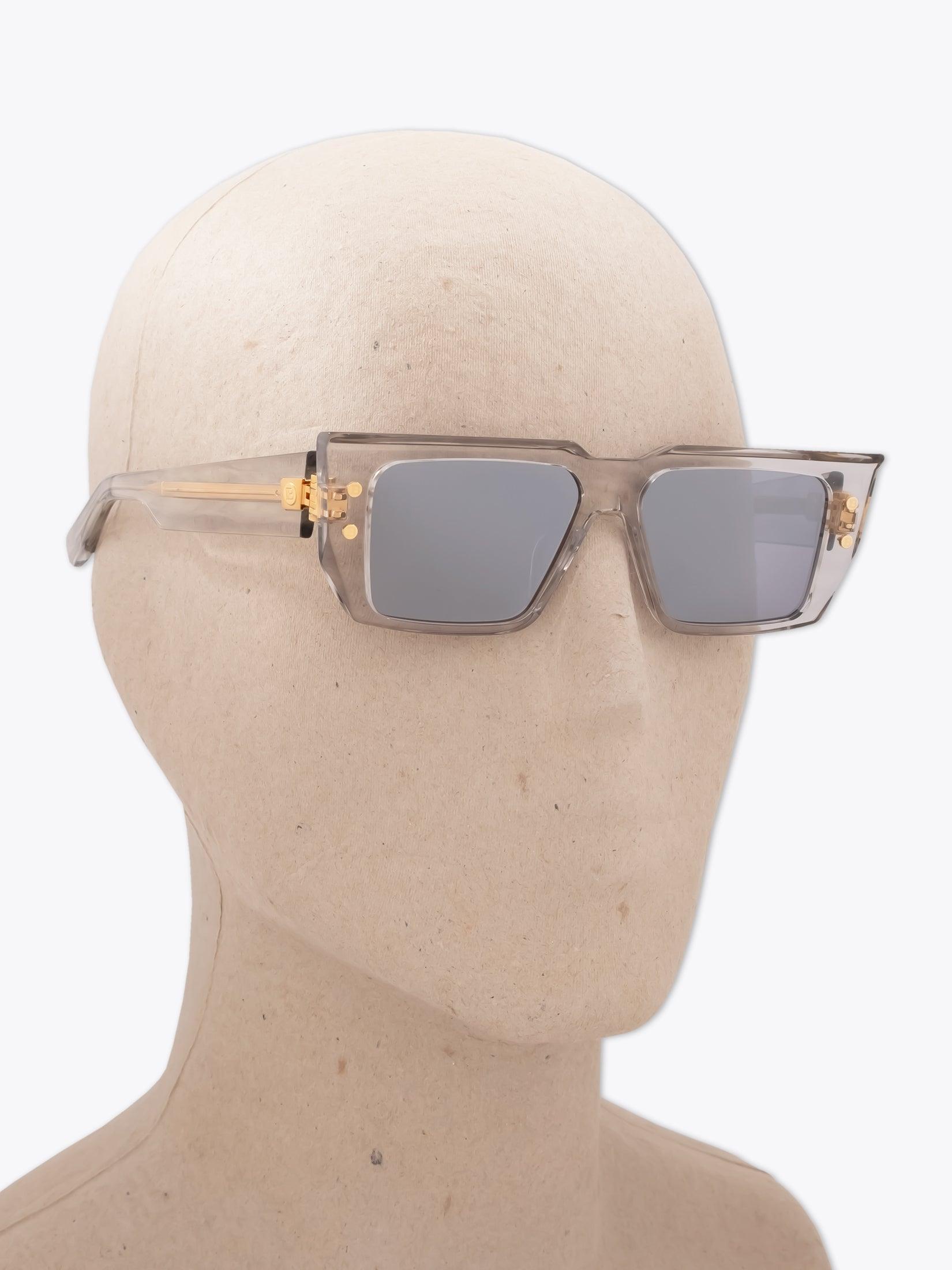 BALMAIN B-VI — Sunglasses — Grey Crystal worn on mannequin three-quarter right view