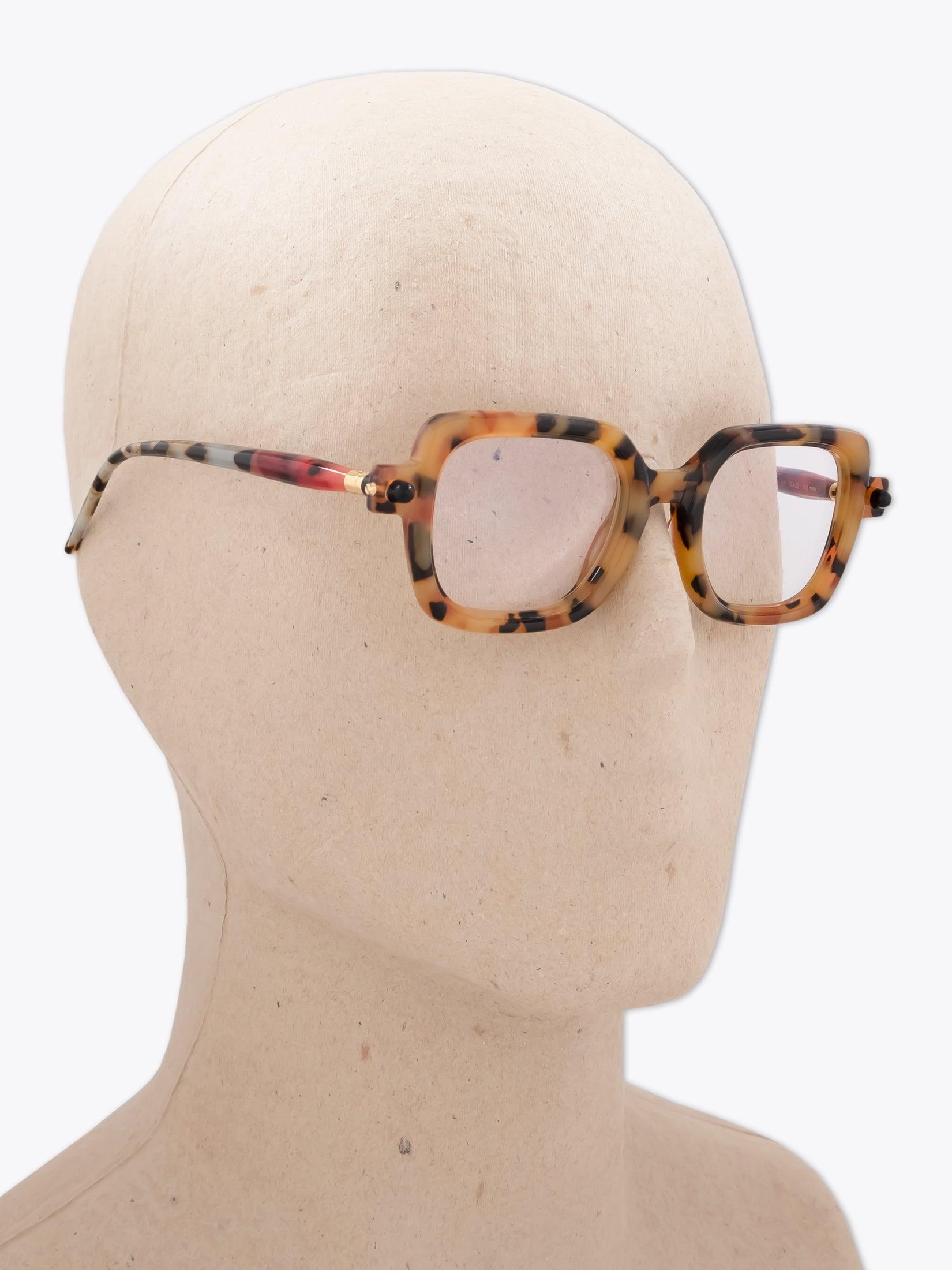 KUBORAUM Mask P4 — Eyeglasses — Havana three-quarter view