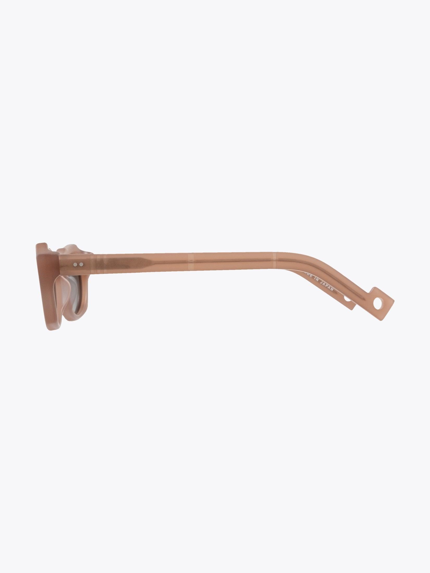 Pawaka Enambelas 16 Almond Sunglasses - APODEP.com